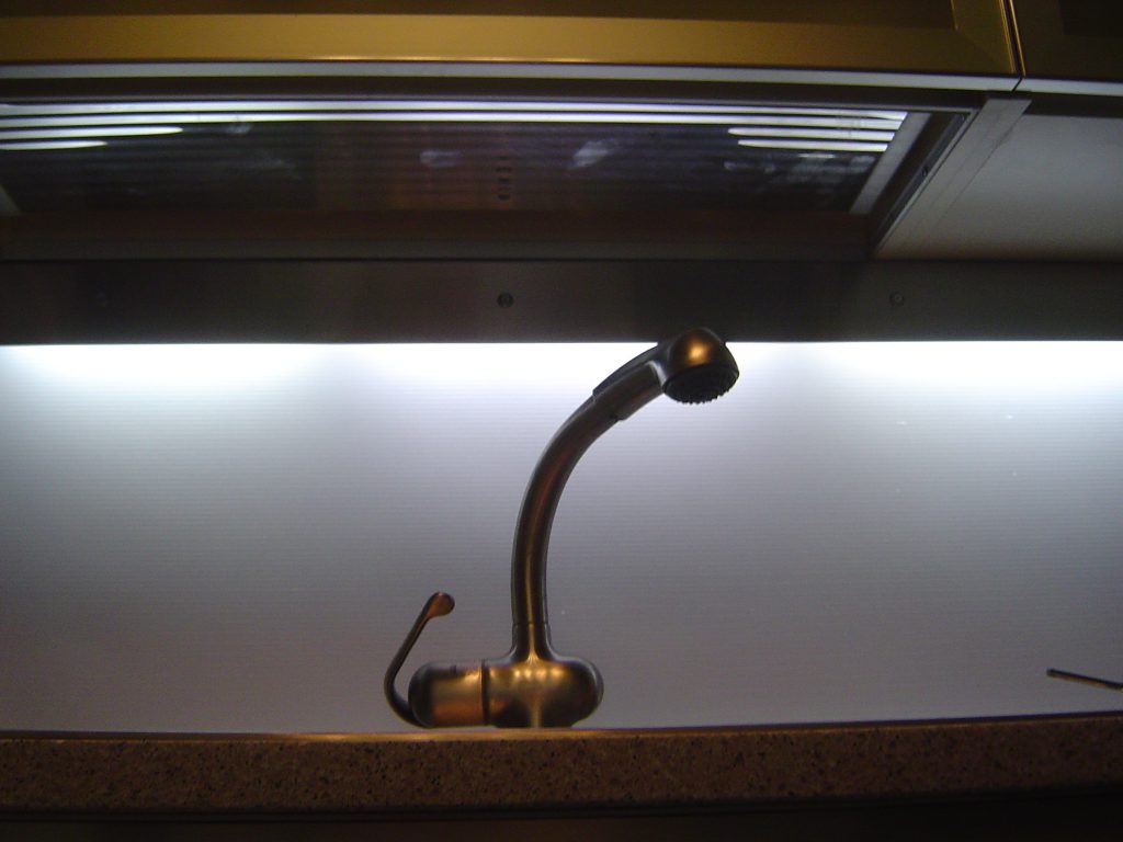 Lighted Back splash with Faucet 1024